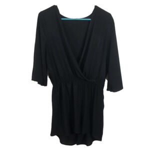 𝅺forever 21 black Romper, size large